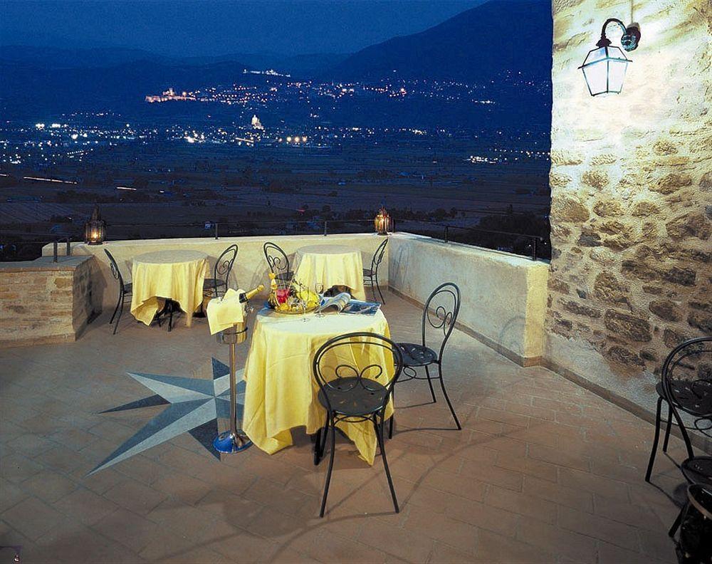 Relais La Corte Di Бетона Екстериор снимка