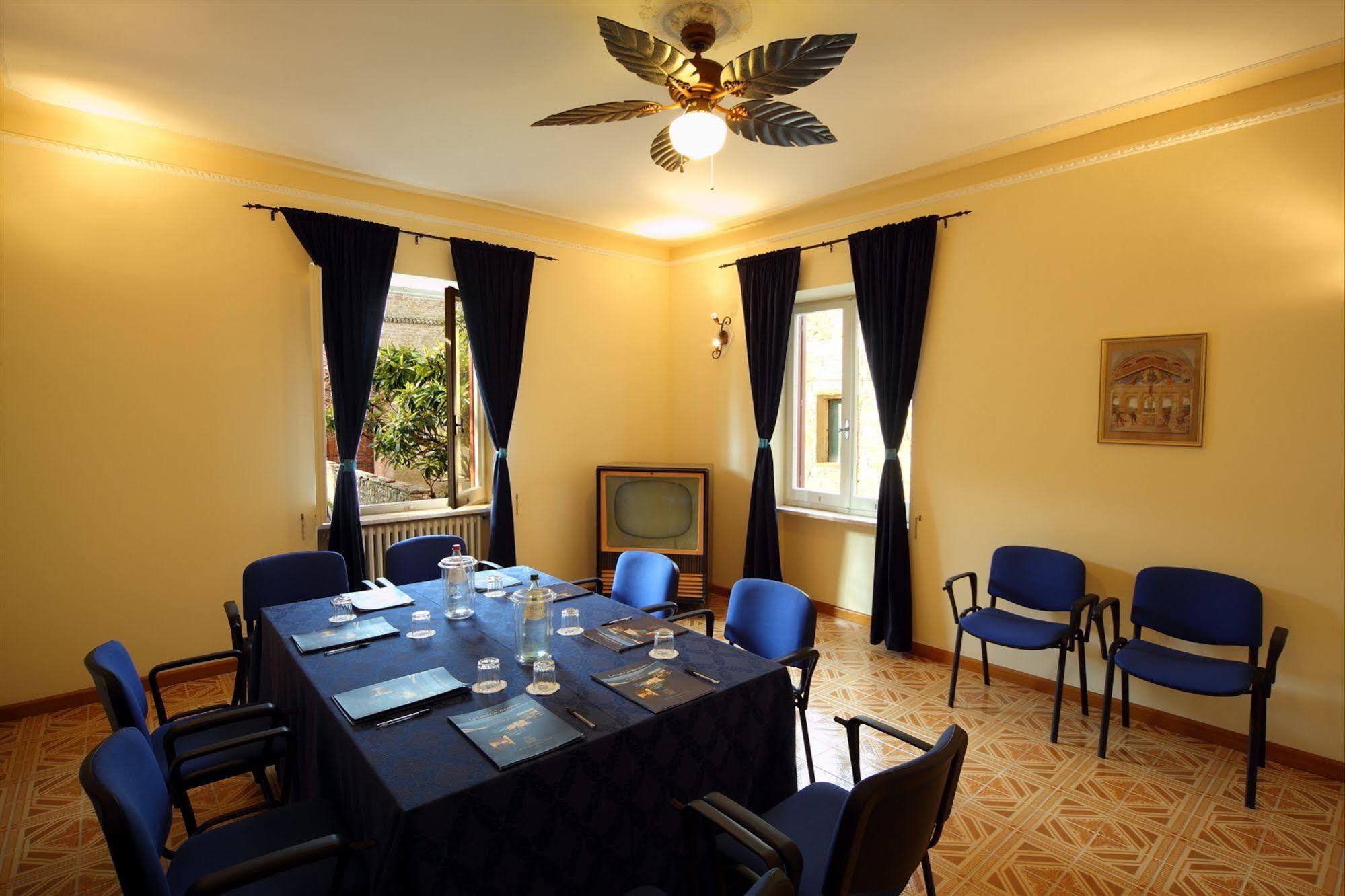 Relais La Corte Di Бетона Екстериор снимка